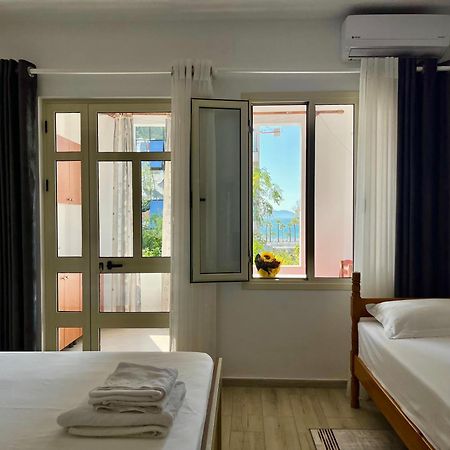 Rei'S Place Vlore Exterior photo